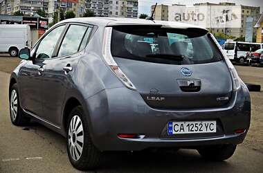 Хэтчбек Nissan Leaf 2015 в Черкассах