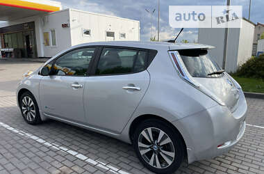 Хэтчбек Nissan Leaf 2013 в Виннице