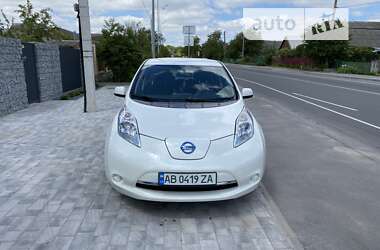 Хэтчбек Nissan Leaf 2015 в Виннице