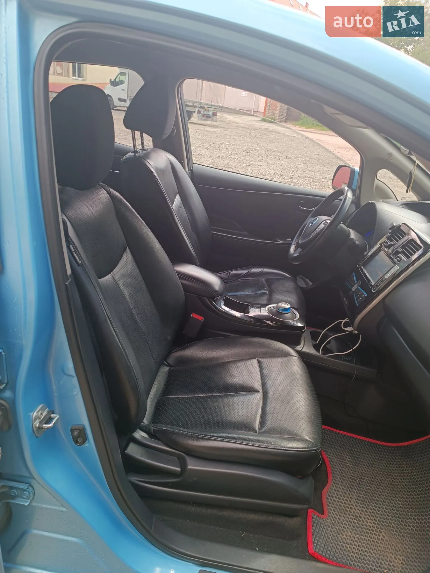 2015 Nissan Leaf - мініатюра 14