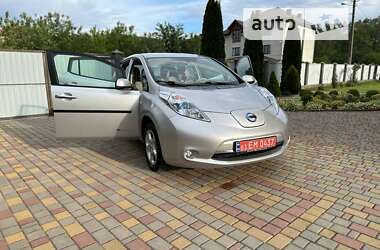 Хэтчбек Nissan Leaf 2011 в Ивано-Франковске