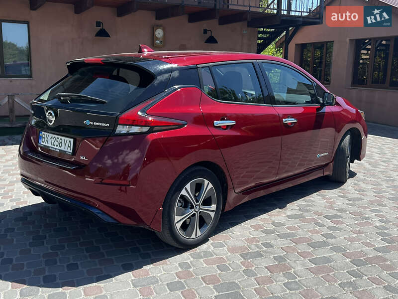 Хэтчбек Nissan Leaf 2018 в Любаре