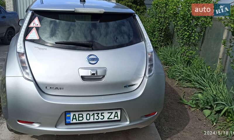Хетчбек Nissan Leaf 2014 в Вінниці фото 13 Хетчбек Nissan Leaf 2014 в Вінниці