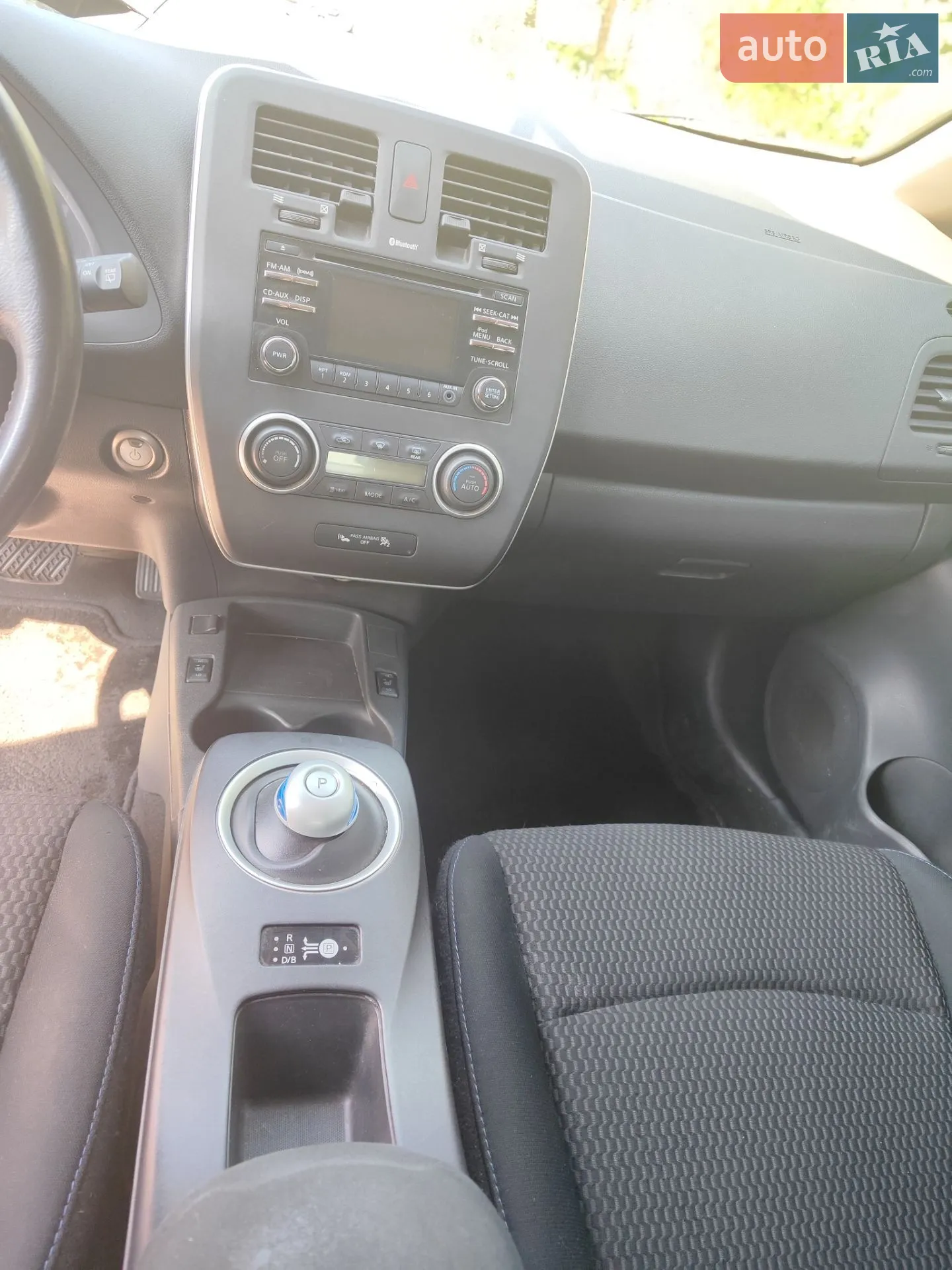 2014 Nissan Leaf - мініатюра 12