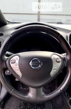 Хэтчбек Nissan Leaf 2015 в Сумах