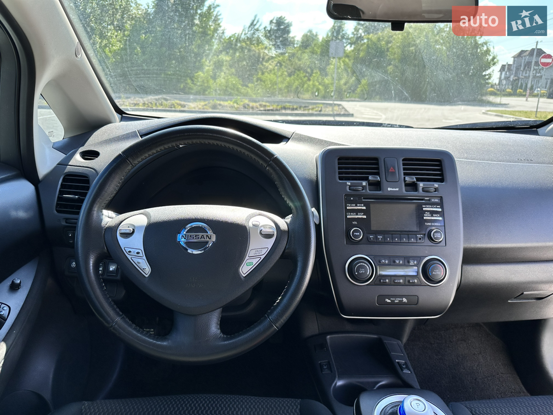 2015 Nissan Leaf - мініатюра 11