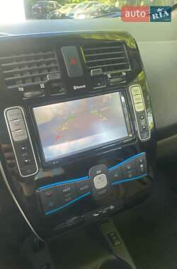 Хетчбек Nissan Leaf 2013 в Києві