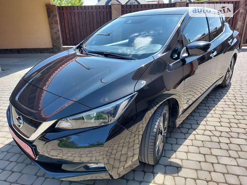 Хэтчбек Nissan Leaf 2018 в Луцке