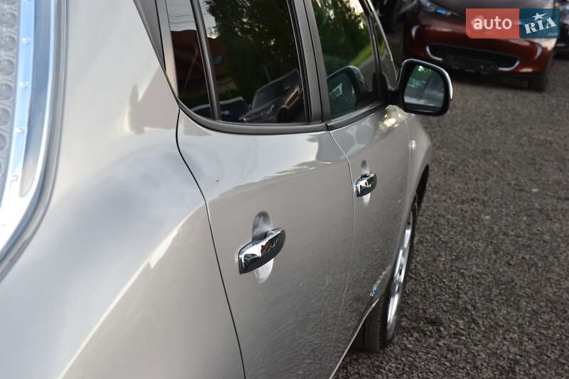 Хетчбек Nissan Leaf 2014 в Луцьку