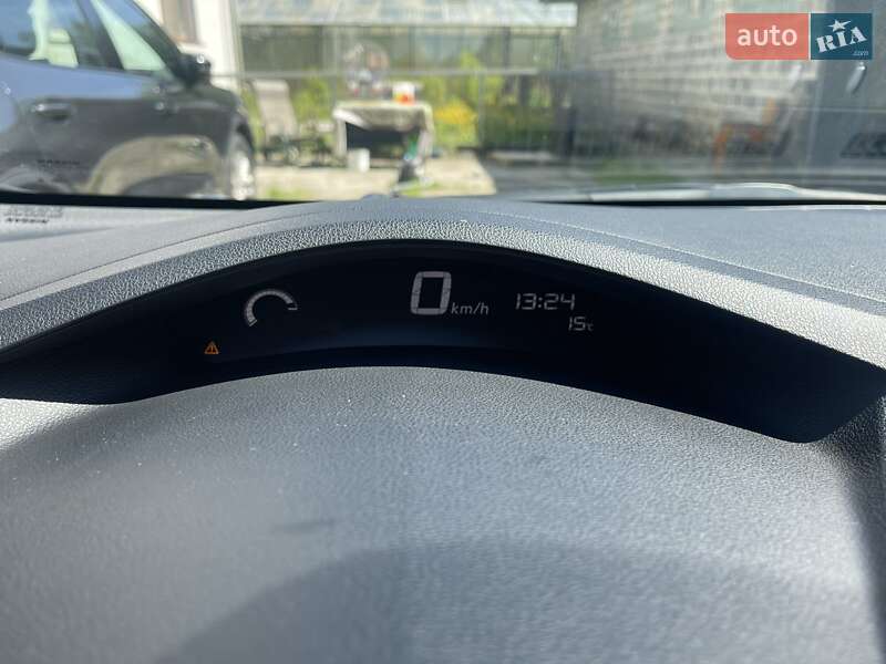 Хэтчбек Nissan Leaf 2016 в Броварах