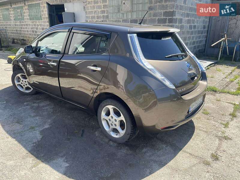Хэтчбек Nissan Leaf 2016 в Броварах