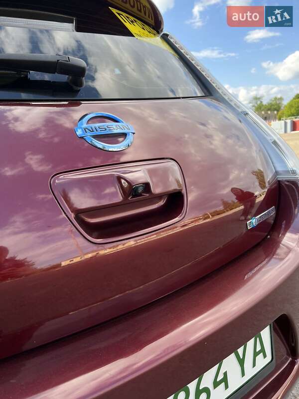 Хетчбек Nissan Leaf 2016 в Валках фото 12 Хетчбек Nissan Leaf 2016 в Валках