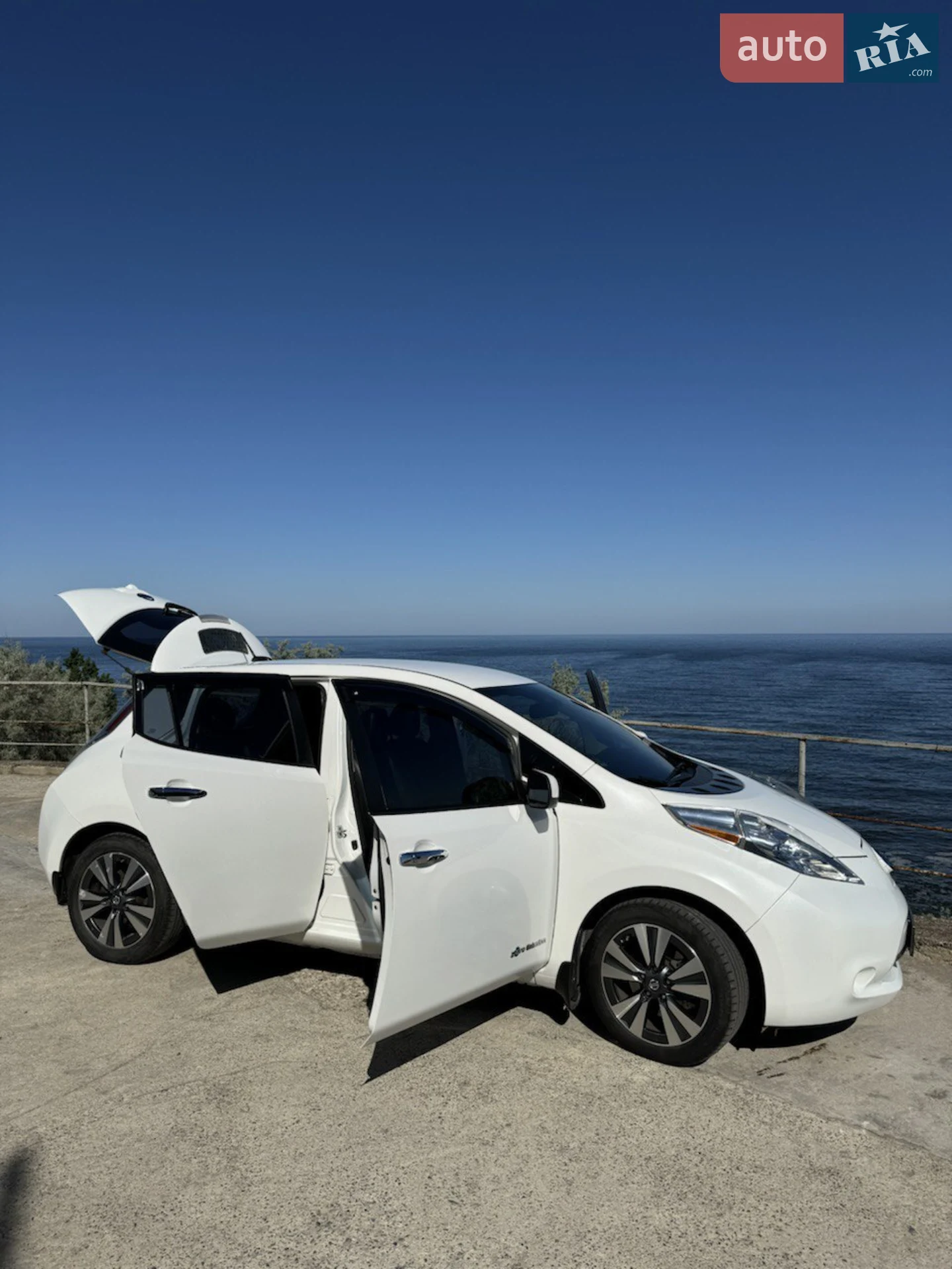 2016 Nissan Leaf - мініатюра 4