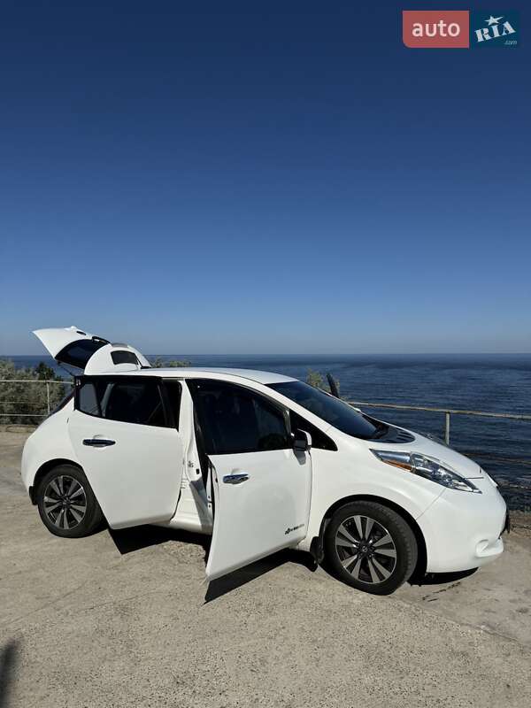 Хэтчбек Nissan Leaf 2016 в Одессе фото 4 Хэтчбек Nissan Leaf 2016 в Одессе