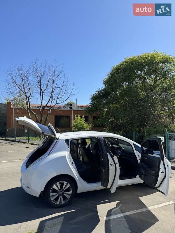 Хэтчбек Nissan Leaf 2016 в Одессе фото 21 Хэтчбек Nissan Leaf 2016 в Одессе