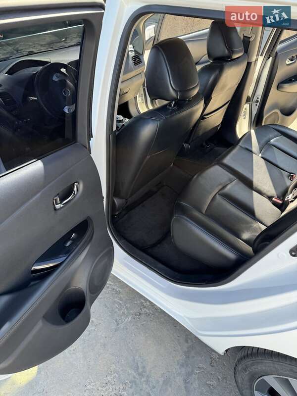 Хэтчбек Nissan Leaf 2016 в Одессе фото 30 Хэтчбек Nissan Leaf 2016 в Одессе