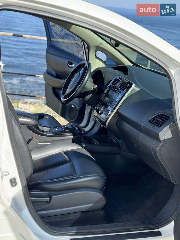 Хэтчбек Nissan Leaf 2016 в Одессе фото 41 Хэтчбек Nissan Leaf 2016 в Одессе