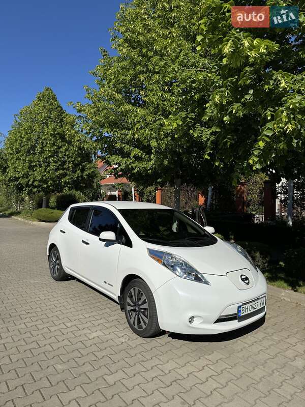 Хэтчбек Nissan Leaf 2016 в Одессе фото 50 Хэтчбек Nissan Leaf 2016 в Одессе