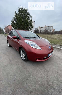 Хэтчбек Nissan Leaf 2014 в Прилуках