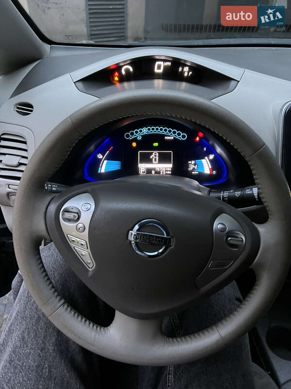 Хетчбек Nissan Leaf 2011 в Львові фото 19 Хетчбек Nissan Leaf 2011 в Львові