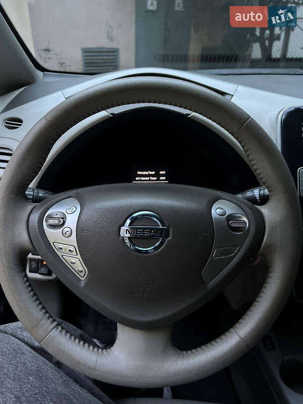 Хетчбек Nissan Leaf 2011 в Львові фото 25 Хетчбек Nissan Leaf 2011 в Львові