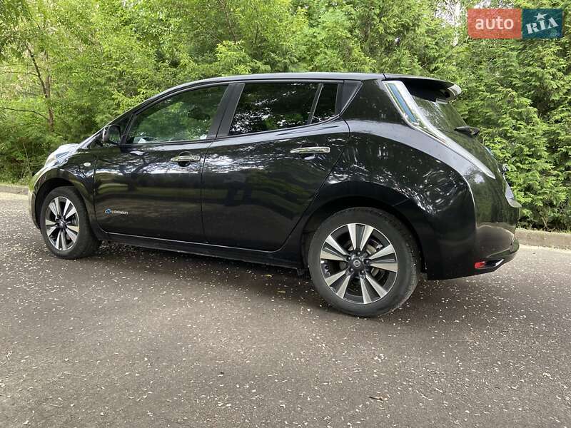 Хэтчбек Nissan Leaf 2016 в Ровно фото 5 Хэтчбек Nissan Leaf 2016 в Ровно