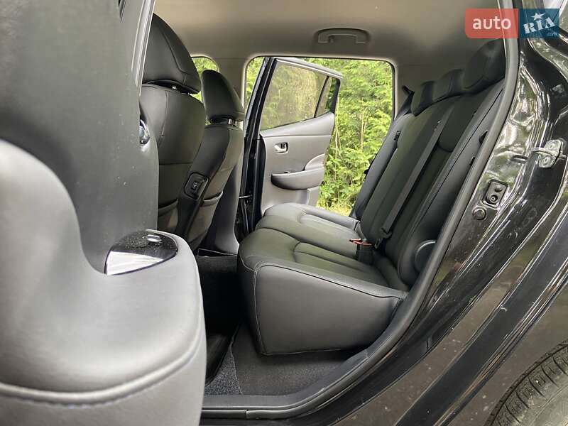 Хэтчбек Nissan Leaf 2016 в Ровно фото 24 Хэтчбек Nissan Leaf 2016 в Ровно