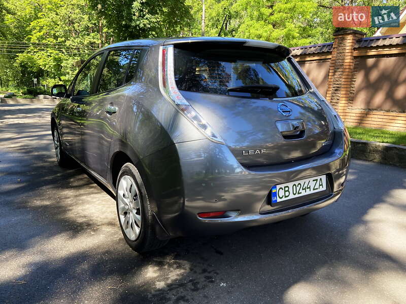 Хетчбек Nissan Leaf 2015 в Чернігові фото 10 Хетчбек Nissan Leaf 2015 в Чернігові
