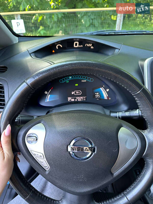 Хэтчбек Nissan Leaf 2014 в Тернополе