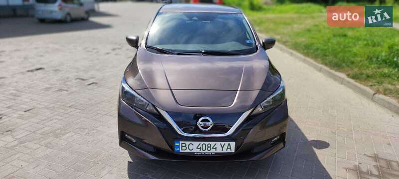 Хэтчбек Nissan Leaf 2018 в Львове