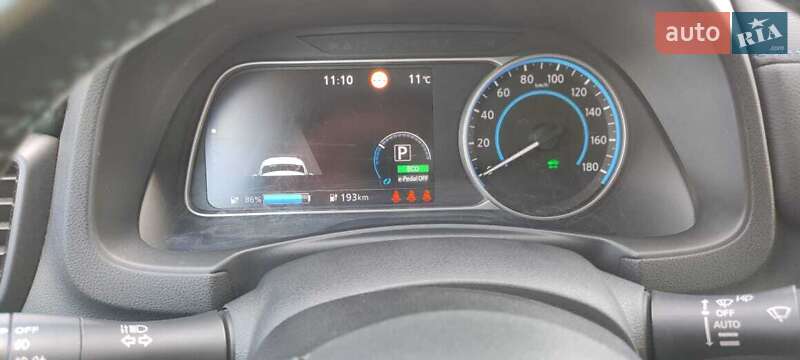 Хэтчбек Nissan Leaf 2018 в Львове