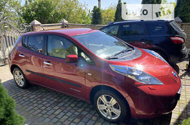 Nissan Leaf 2012