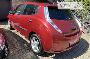 Хетчбек Nissan Leaf 2012 в Чернівцях