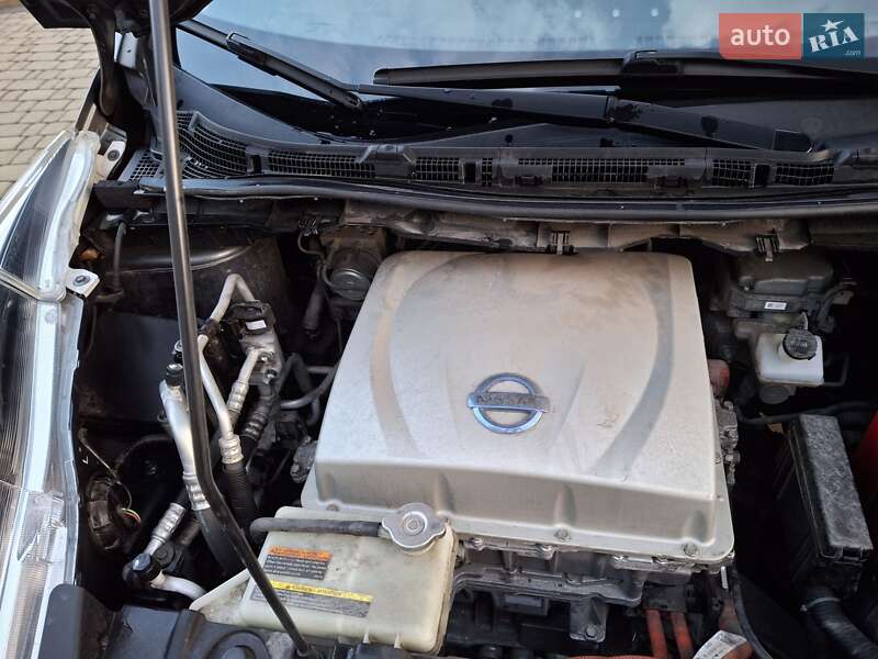 Хэтчбек Nissan Leaf 2014 в Виннице