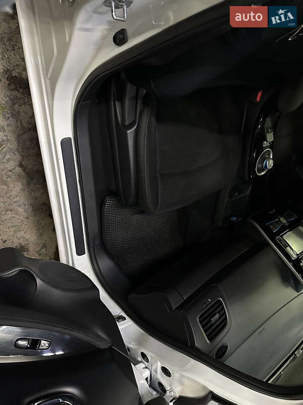 Хэтчбек Nissan Leaf 2014 в Хмельницком фото 26 Хэтчбек Nissan Leaf 2014 в Хмельницком