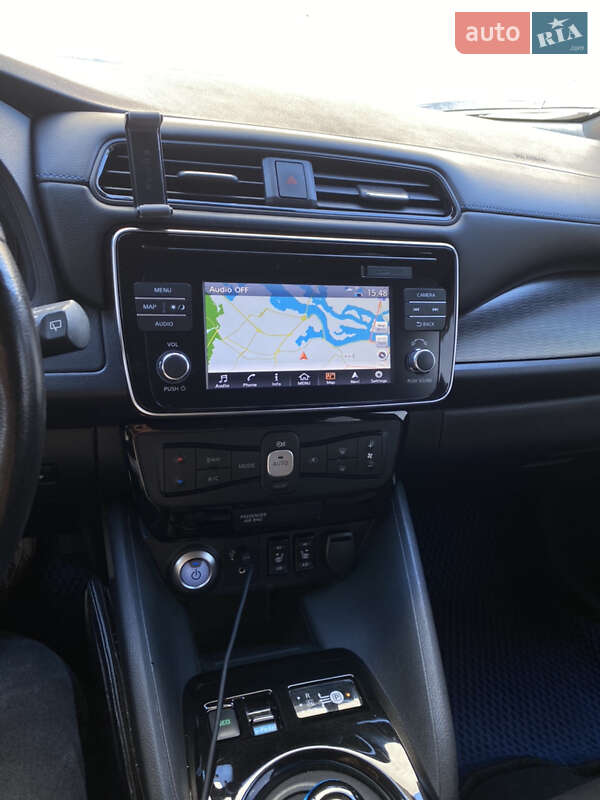 Хетчбек Nissan Leaf 2018 в Києві