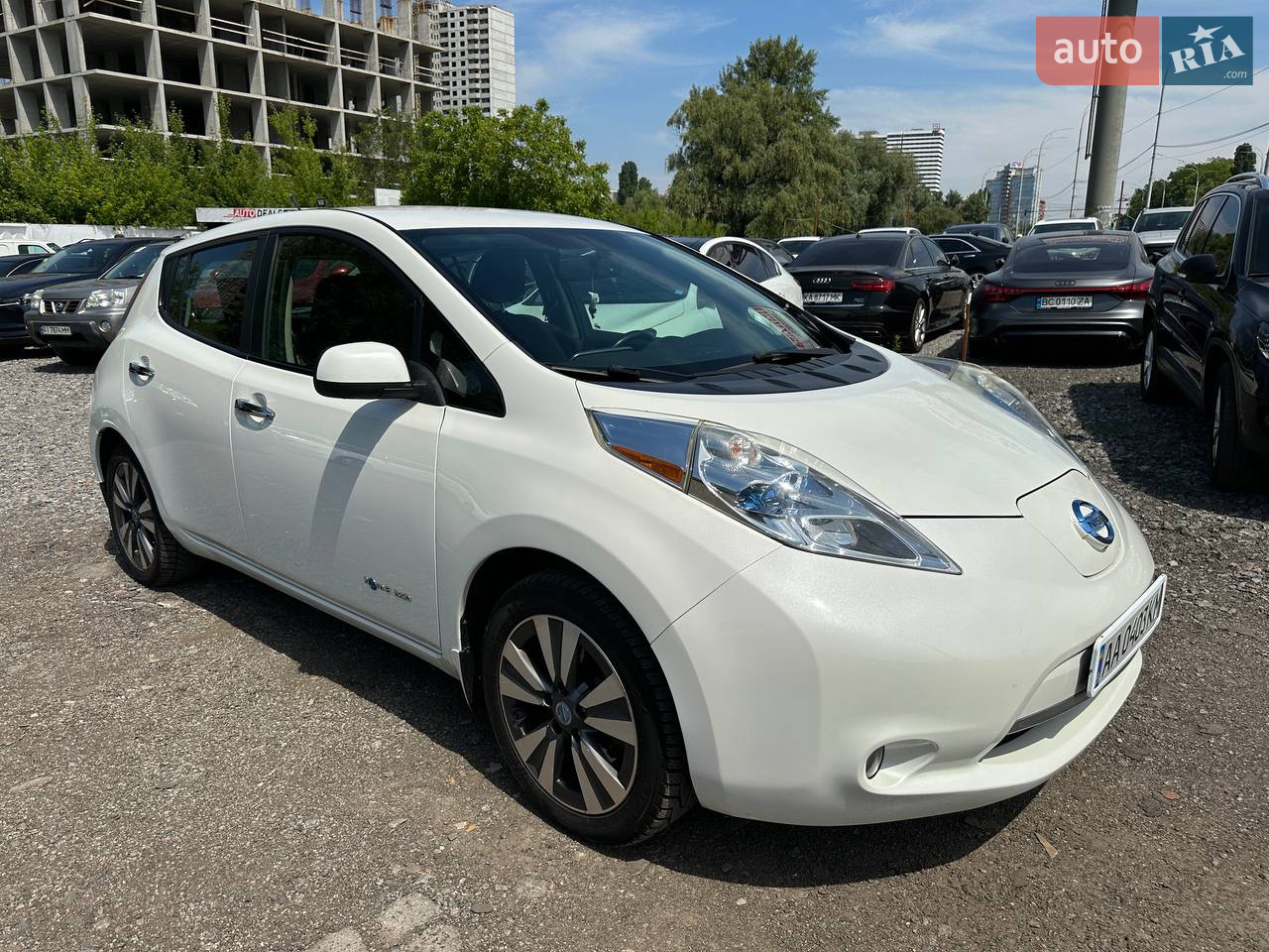2015 Nissan Leaf - мініатюра 25