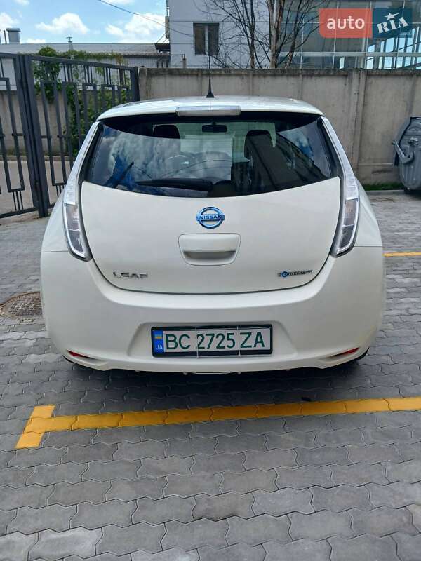 Хетчбек Nissan Leaf 2016 в Львові
