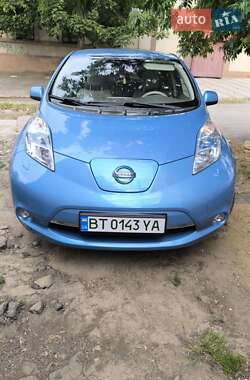 Хэтчбек Nissan Leaf 2012 в Херсоне