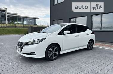 Хэтчбек Nissan Leaf 2021 в Львове