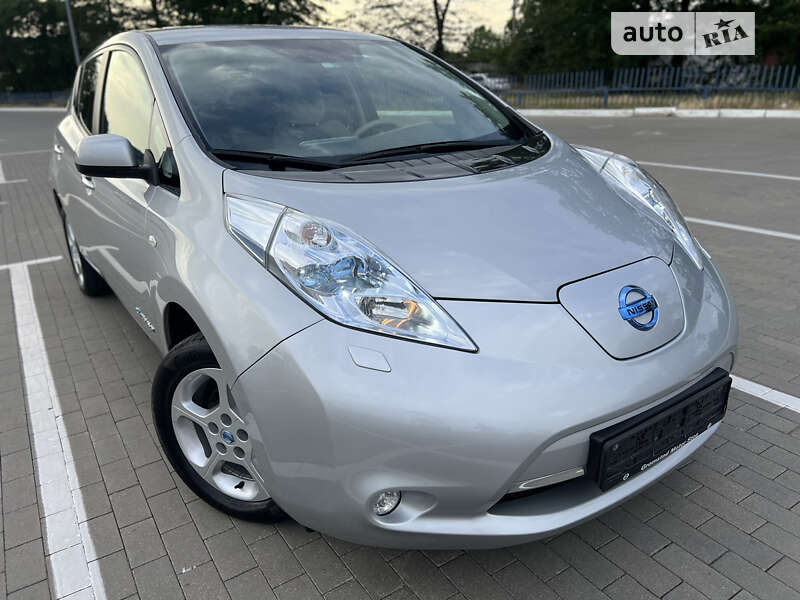 Хетчбек Nissan Leaf 2012 в Одесі