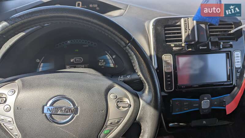 Хетчбек Nissan Leaf 2015 в Тернополі фото 5 Хетчбек Nissan Leaf 2015 в Тернополі