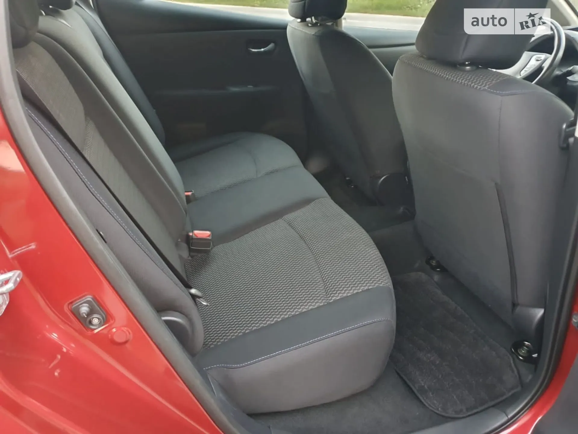 2015 Nissan Leaf - мініатюра 6