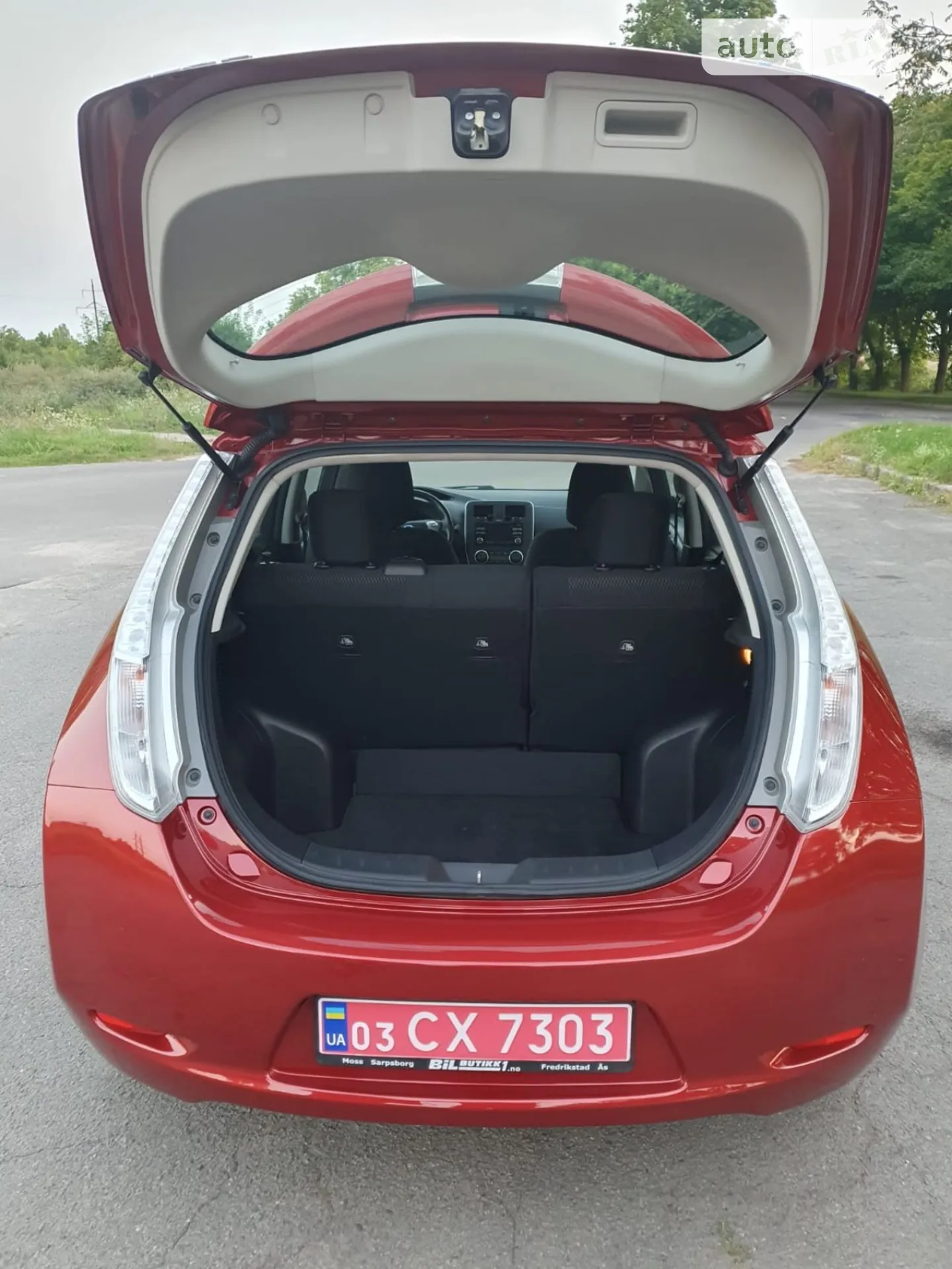 2015 Nissan Leaf - мініатюра 18