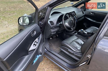 Хетчбек Nissan Leaf 2013 в Чернігові