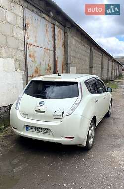 Хетчбек Nissan Leaf 2012 в Одесі