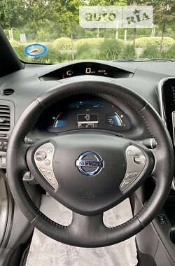 Nissan Leaf 2014