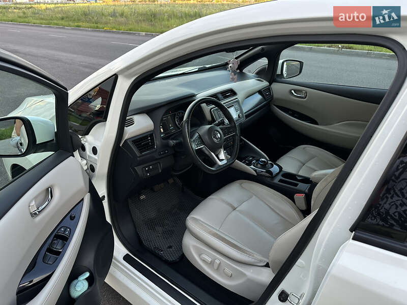 Хэтчбек Nissan Leaf 2019 в Виннице