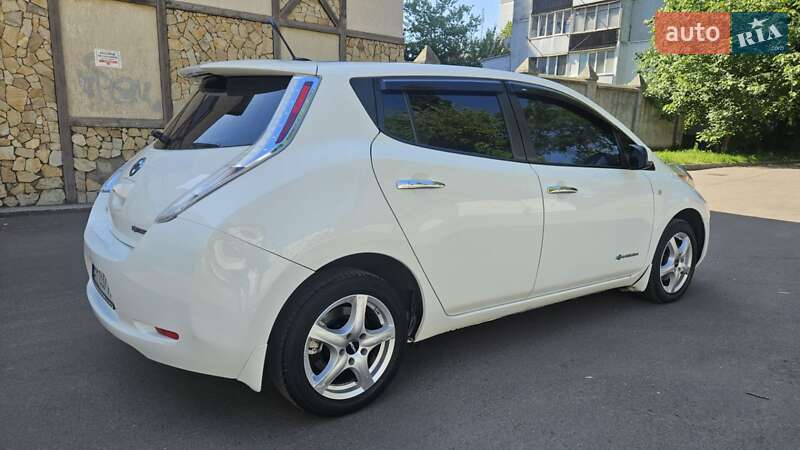 Хетчбек Nissan Leaf 2013 в Одесі фото 29 Хетчбек Nissan Leaf 2013 в Одесі