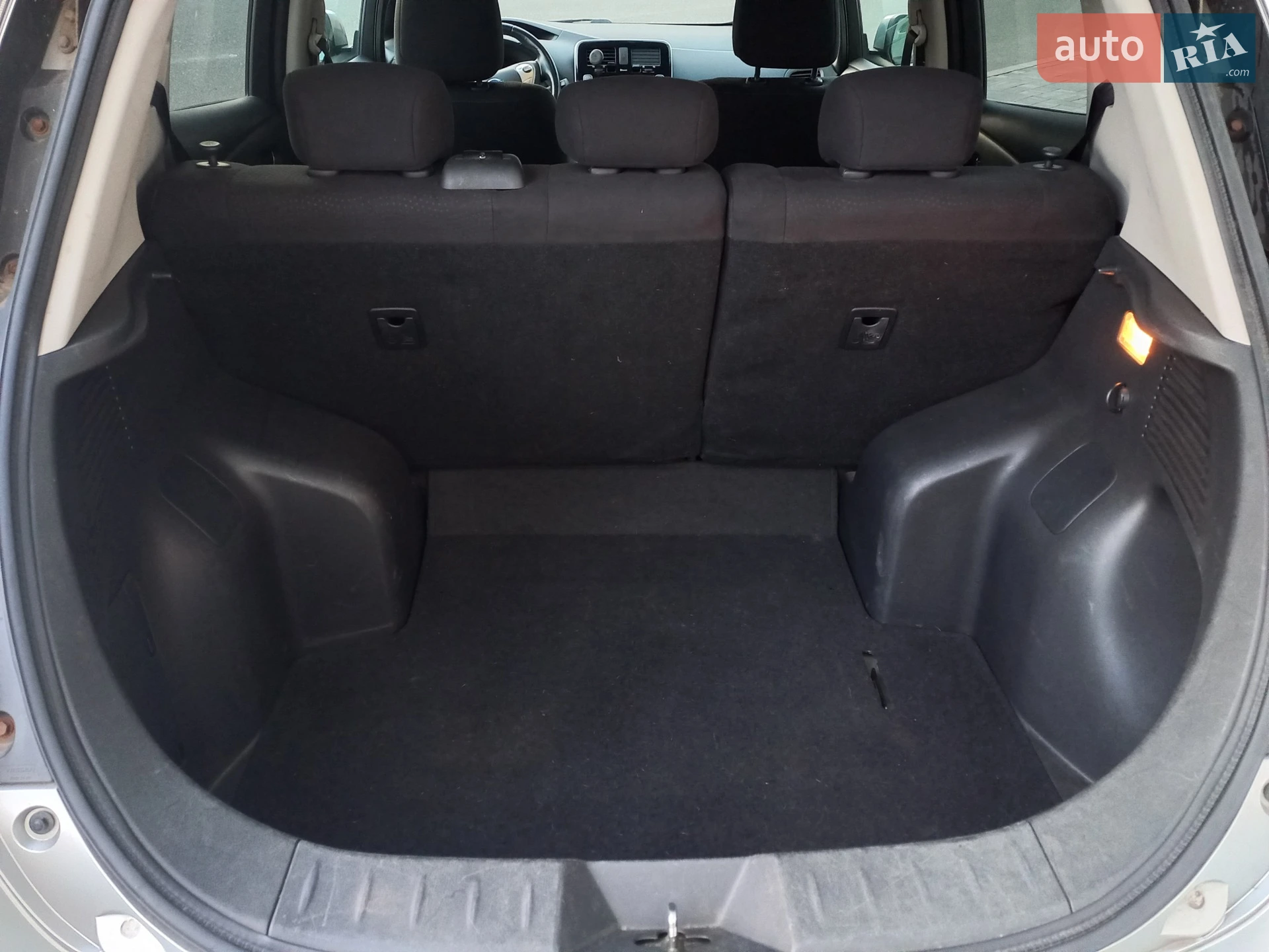 2015 Nissan Leaf - мініатюра 16